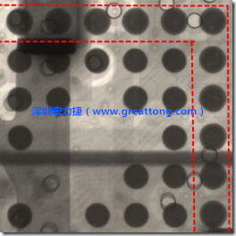 BGA錫球尺寸小于0.4mm，采用降低BGA內(nèi)圍襲球的錫膏量所得到X-Ray，稍微留意一下可以發(fā)現(xiàn)最外圈的錫量(圓的直徑)比其他內(nèi)圍的錫球上的錫量來得多一點點。也就是外圈的黑色圓形直徑比內(nèi)圈的圓形來得大一點點。