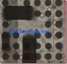 BGA錫球尺寸小于0.4mm，采用降低BGA內(nèi)圍襲球的錫膏量所得到X-Ray，稍微留意一下可以發(fā)現(xiàn)最外圈的錫量(圓的直徑)比其他內(nèi)圍的錫球上的錫量來得多一點點。也就是外圈的黑色圓形直徑比內(nèi)圈的圓形來得大一點點。