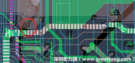 慢慢確認(rèn)CAF發(fā)生的位置后，可以配合Gerber查看PCB的結(jié)構(gòu)是否有通孔太近或是線路太近的問題。