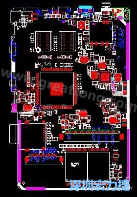 上圖是一個(gè)開發(fā)板的PCB，從布局中可以看出各個(gè)接口電路分離很明確，SDRAM和DDR以及SD卡接口電路等走線不會造成相互的干擾。-深圳宏力捷