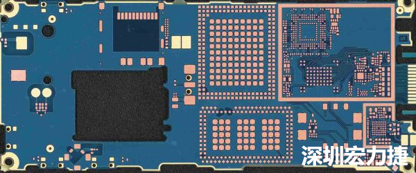 手機(jī)可用的PCB空間相當(dāng)小，而1片式的設(shè)計(jì)是節(jié)省成本的作法，如何做到區(qū)隔不同子系統(tǒng)、降低雜訊干擾，是設(shè)計(jì)關(guān)鍵。